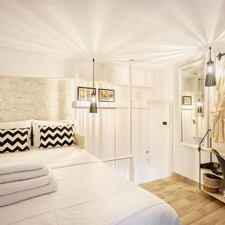 Acropolis Elegant Maisonette By Lodgespot Athen Eksteriør billede