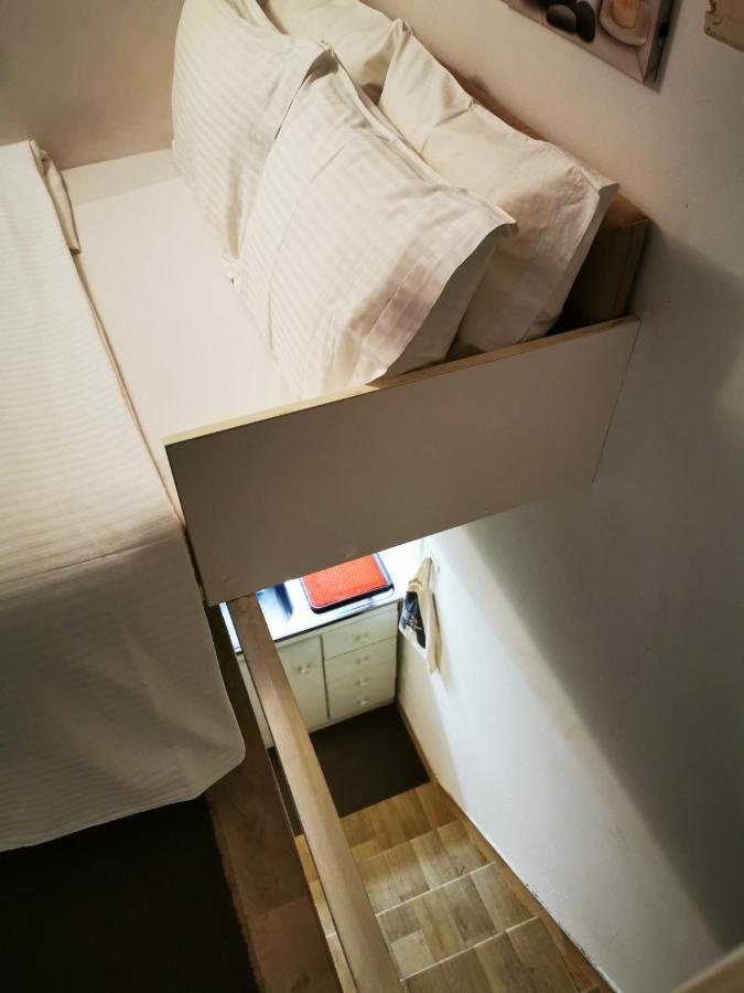 Acropolis Elegant Maisonette By Lodgespot Athen Eksteriør billede