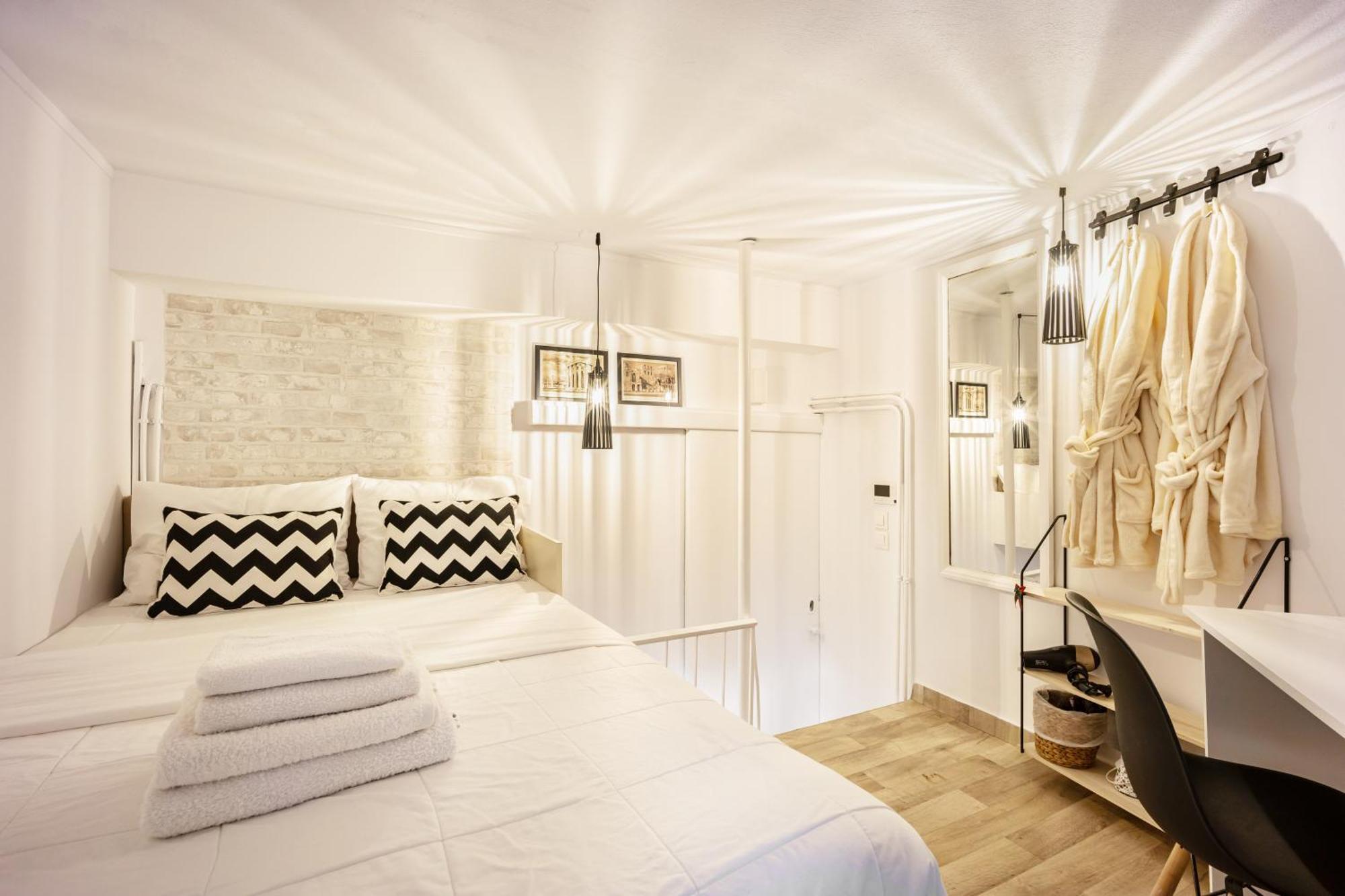 Acropolis Elegant Maisonette By Lodgespot Athen Eksteriør billede